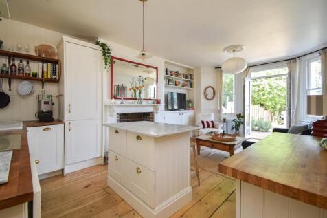 Kitchen/living space