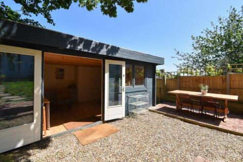 Garden studio