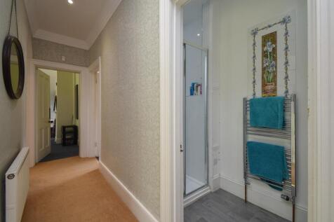 Landing/ shower room
