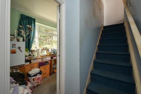 Bedroom/stairs