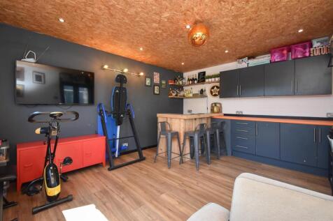 Garden studio