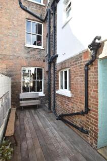 Courtyard Garden
