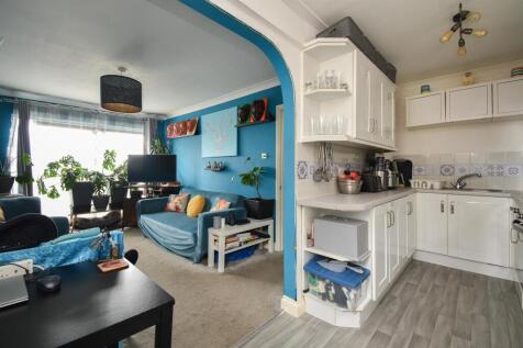 Kitchen/living room