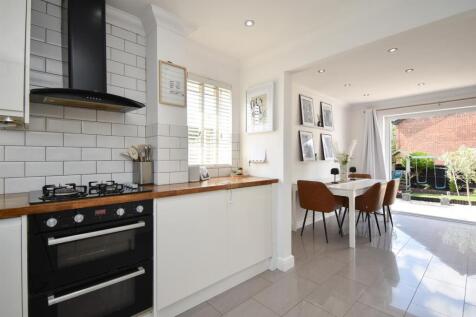 Kitchen/dining area