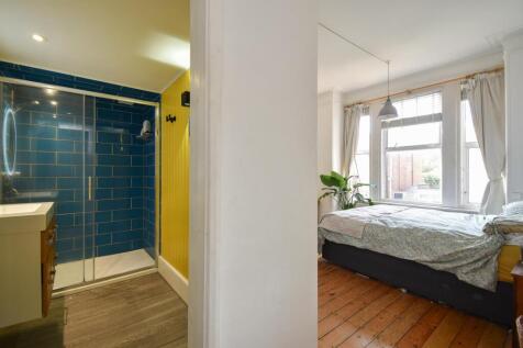 Bedroom/ensuite