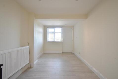 Reception room/bedroom