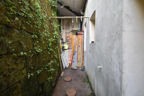 Rear courtyard