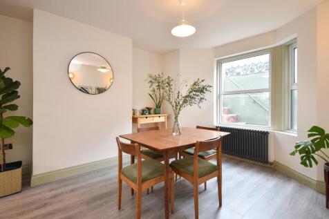 Open plan kitchen/diner