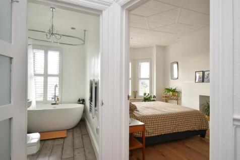 Bedroom 3 &amp; bathroom