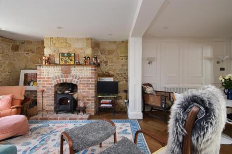 Living &amp; dining space