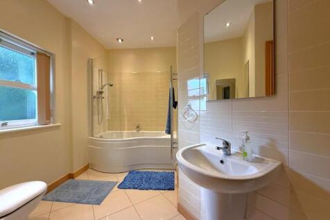 Master En-suite