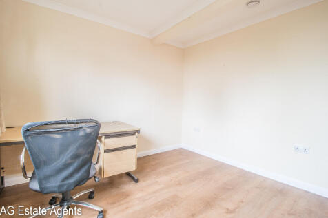 4th Bedroom (Downstairs)