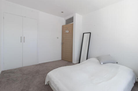 2nd Bedroom 2-1