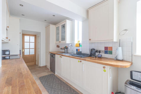 Kitchen 2