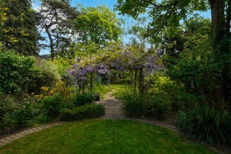 Property Image 4