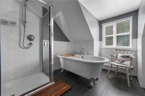 Principal Bathroom