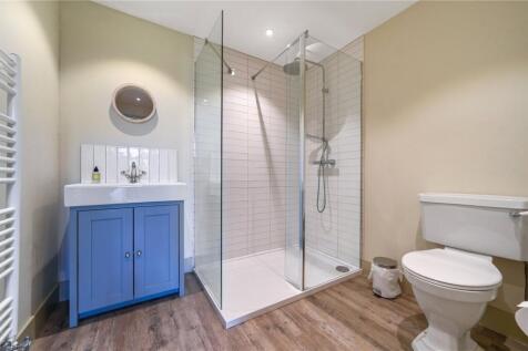 Barn Ensuite