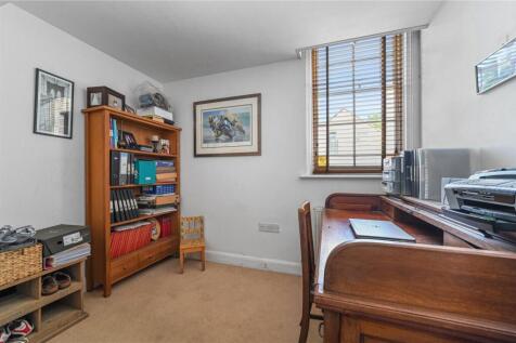 Bedroom/Study