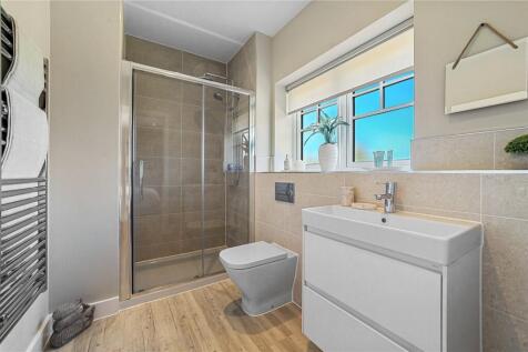 Ensuite Bedroom Two