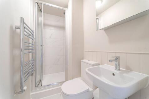 Ensuite Showeroom