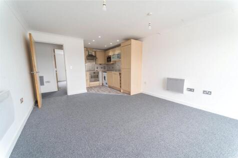 Living Room/Kitchen