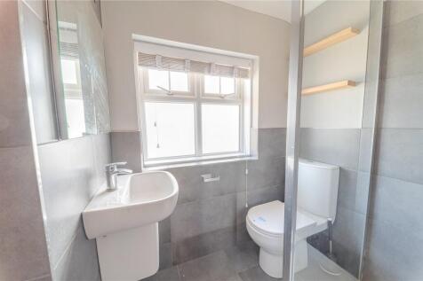 Family Shower Room