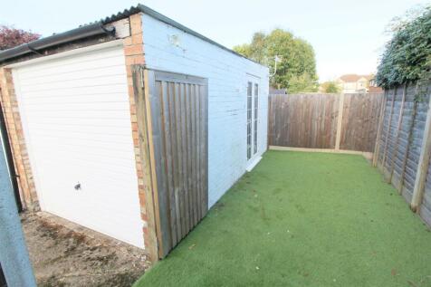 Garage-Garden.jpg