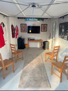 Garage-1.jpg