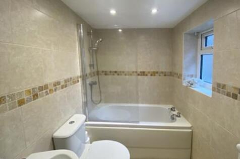 Bathroom 001