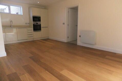 Open plan living/kitchen