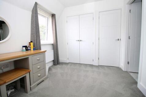 Primary Dressing Area