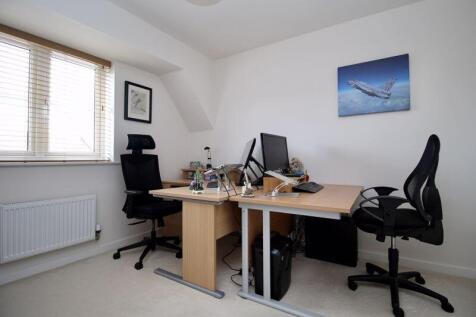 Bedroom/Office