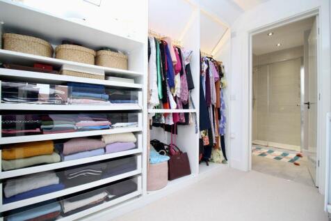 Walk in Wardrobe
