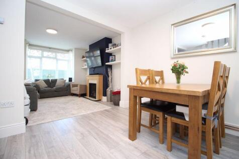 Open Plan Living/Dining