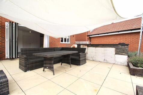 Entertainment Patio