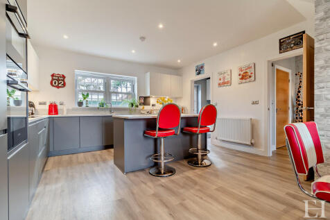 8587091-interiorw...