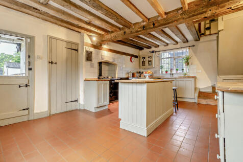 8594344-interior0...