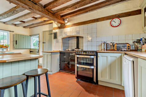 8594344-interior0...