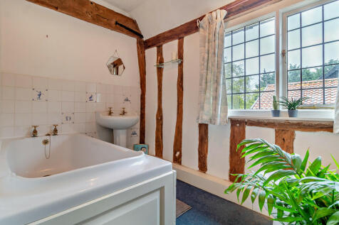 8594344-interior2...