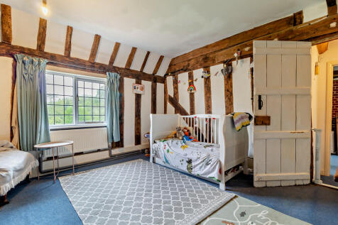 8594344-interior2...