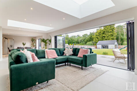8598904-interiorW...