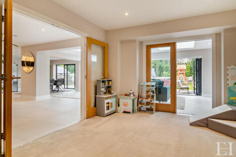 8598904-interiorW...