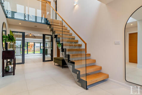 8598904-interiorW...