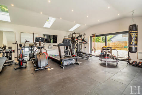 8598904-interiorW...