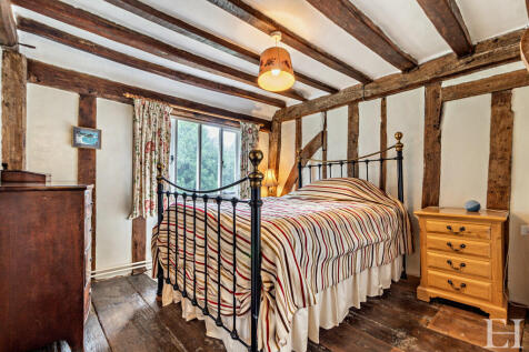 8605533-interiorW...