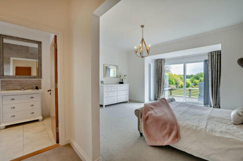 8606568-interior2...