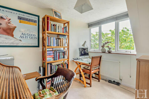 8609248-interiorW...