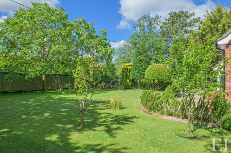 8609248-exteriorW...