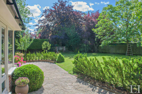 8609248-exteriorW...