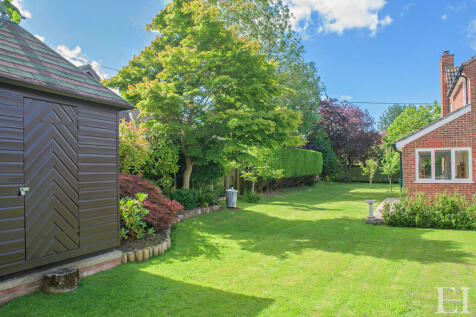 8609248-exteriorW...